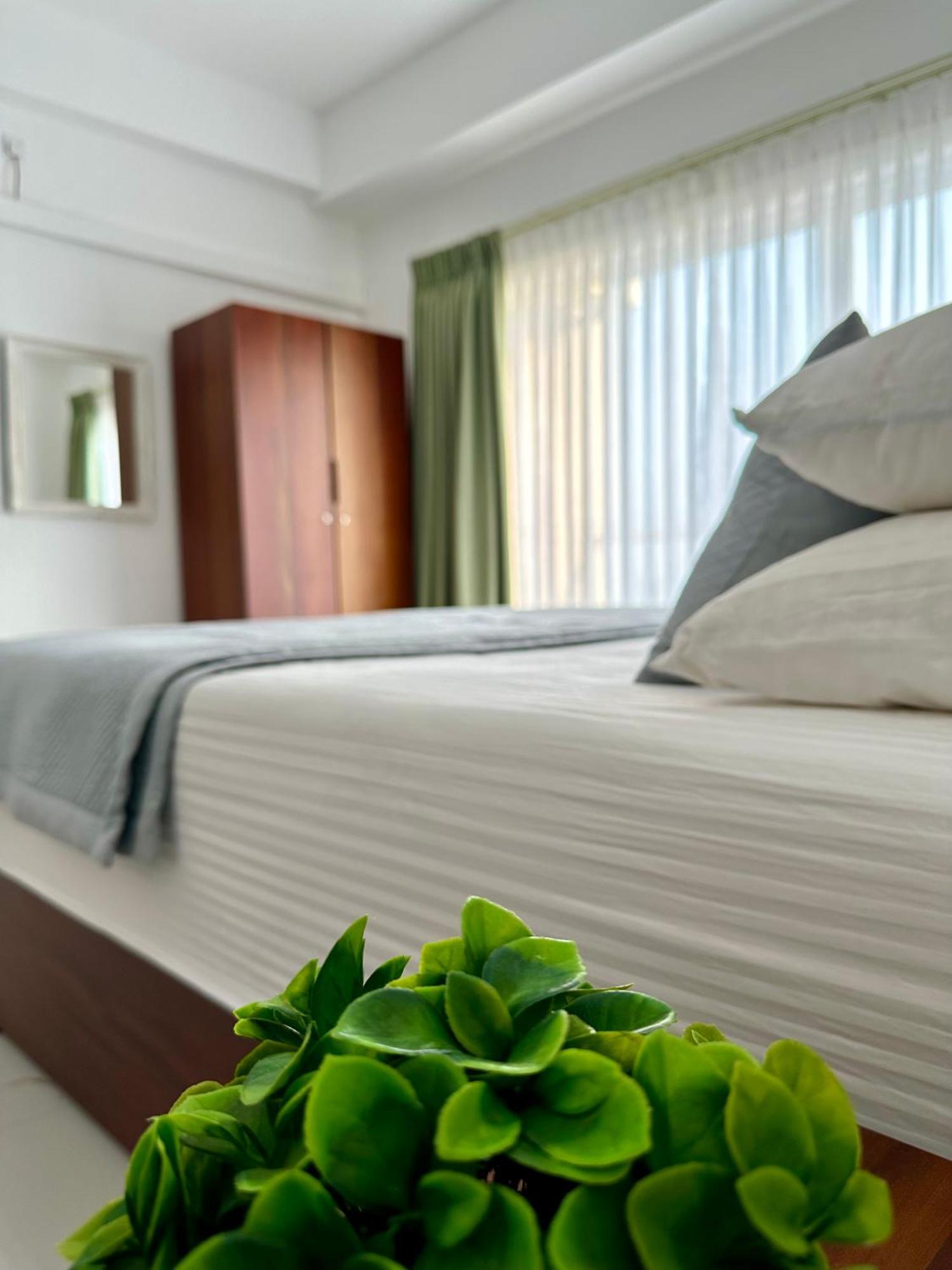 Ocean Breeze Hotel Residencies Britlanka Apartments Νεγκόμπο Εξωτερικό φωτογραφία