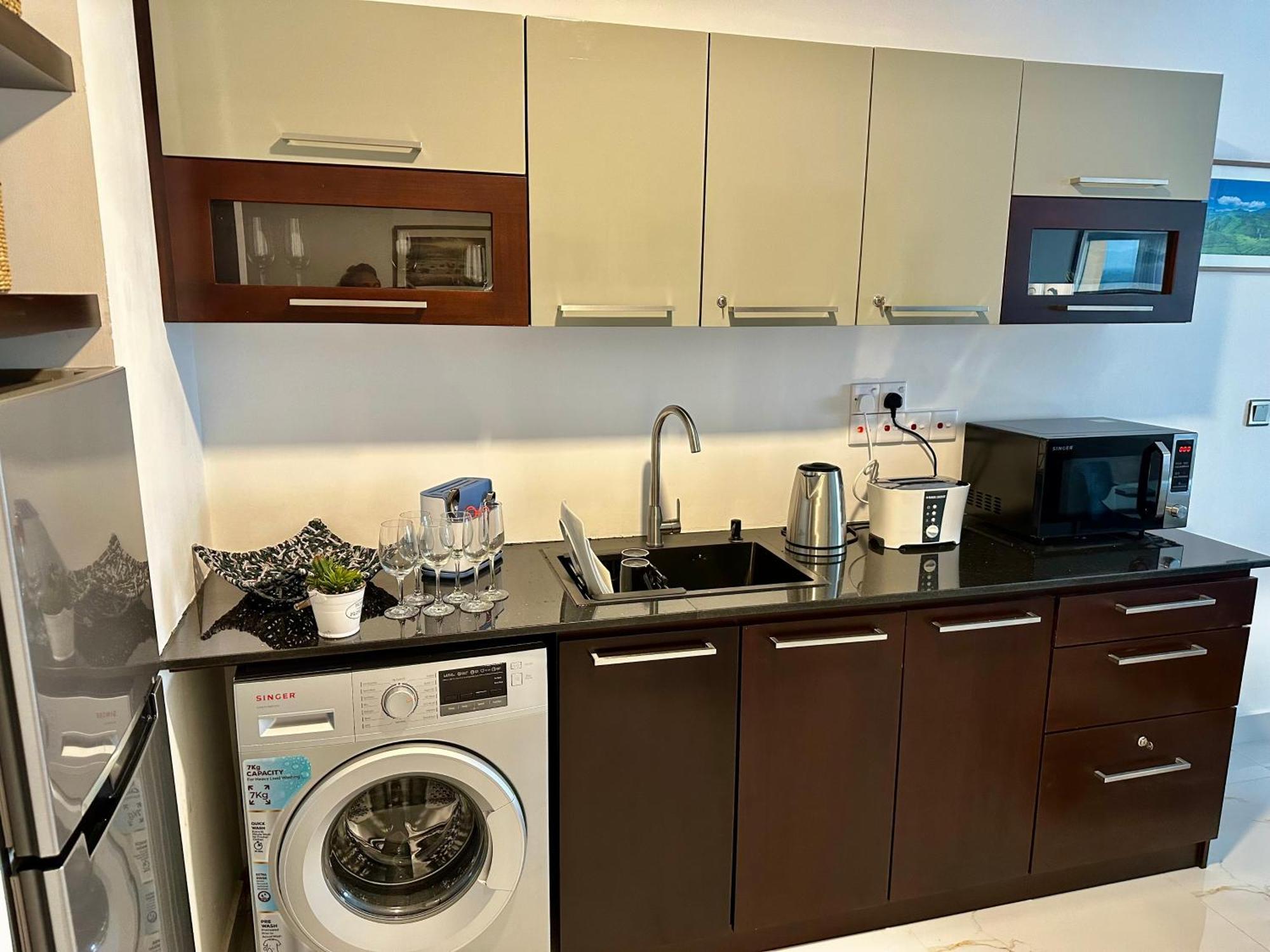 Ocean Breeze Hotel Residencies Britlanka Apartments Νεγκόμπο Εξωτερικό φωτογραφία