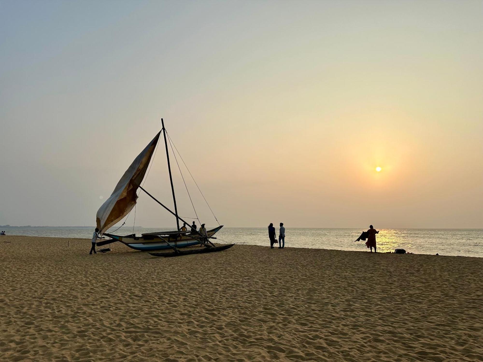Ocean Breeze Hotel Residencies Britlanka Apartments Νεγκόμπο Εξωτερικό φωτογραφία