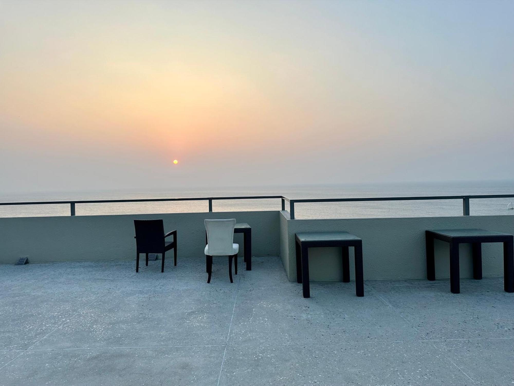 Ocean Breeze Hotel Residencies Britlanka Apartments Νεγκόμπο Εξωτερικό φωτογραφία