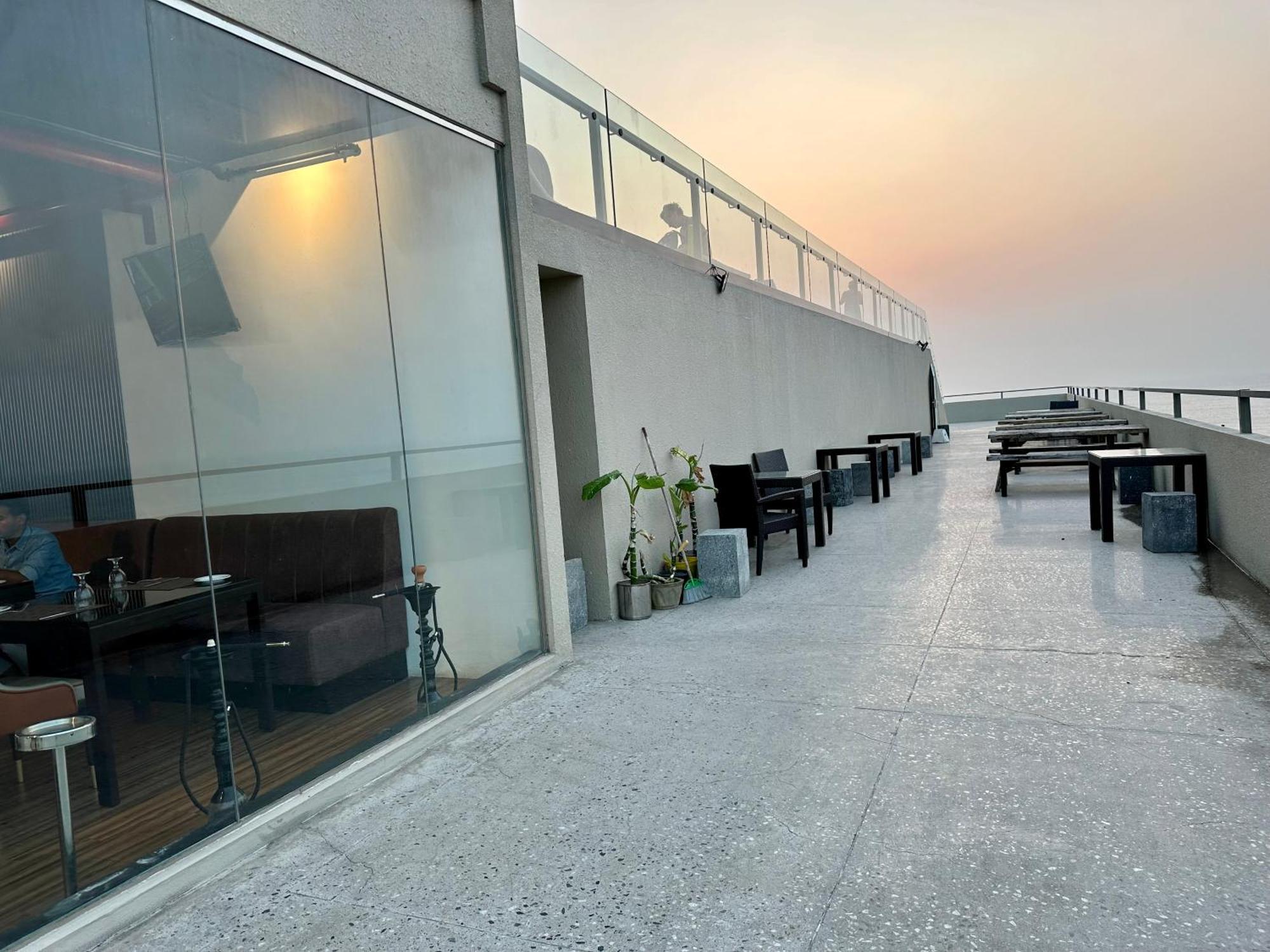 Ocean Breeze Hotel Residencies Britlanka Apartments Νεγκόμπο Εξωτερικό φωτογραφία